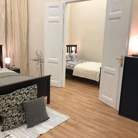 Dohany Apartament