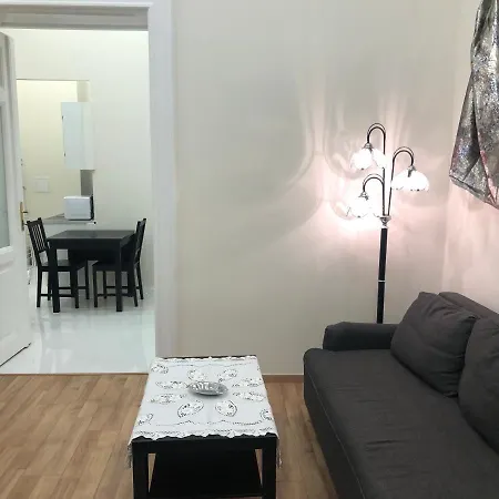 Dohany Apartment